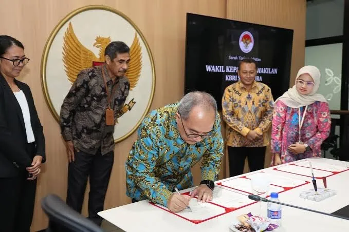 the handover ceremony of the Deputy Chief of Mission and Head of Chancery at the Indonesian Embassy 